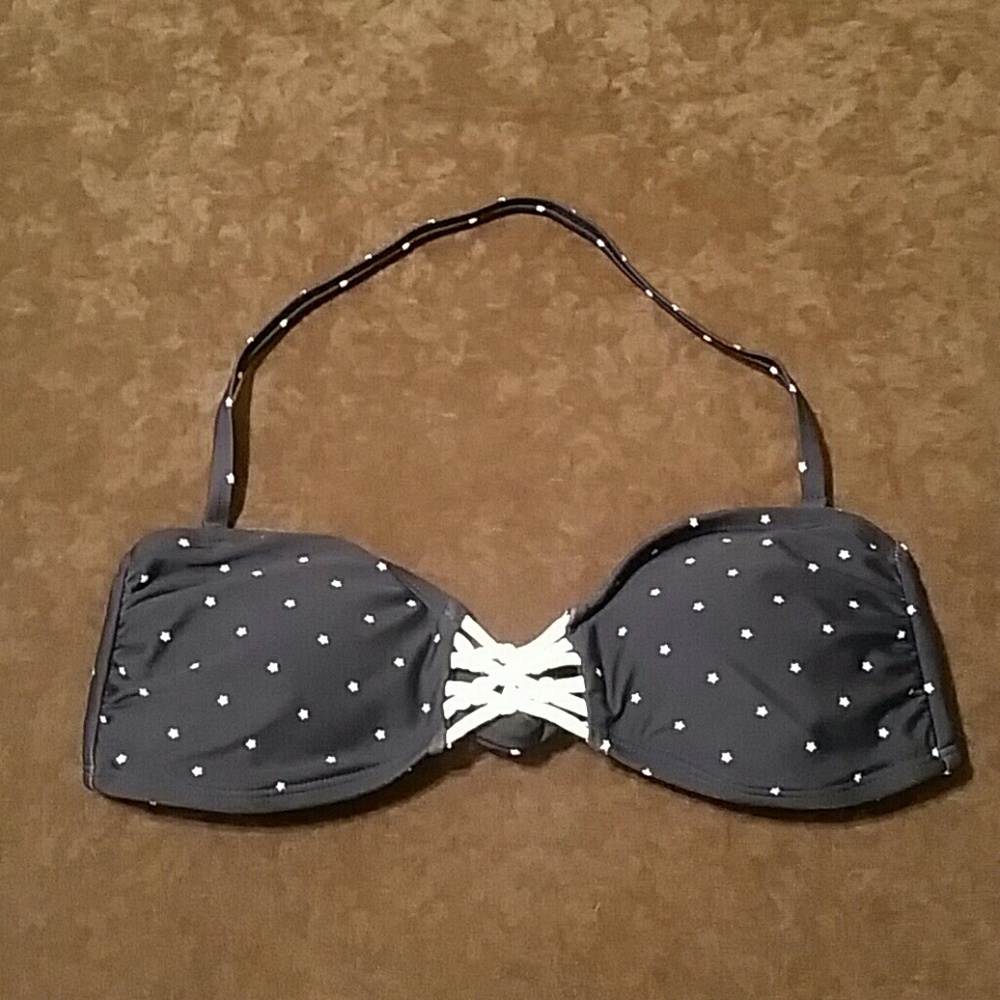 🌸 FREE with any purchase: Xhilaration Bikini Top